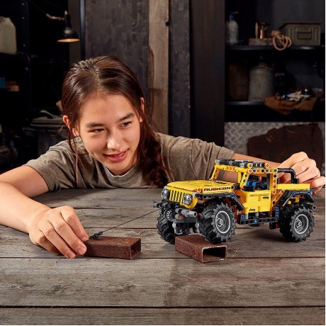 Lego 42122 technic jeep wrangler 4x4, set macchina, modellino suv fuoristrada